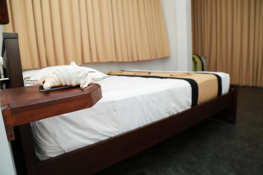 Four Season Guest House تانجالي المظهر الخارجي الصورة