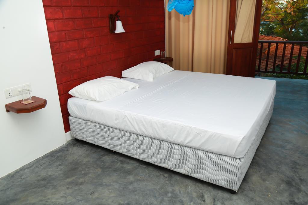 Four Season Guest House تانجالي المظهر الخارجي الصورة