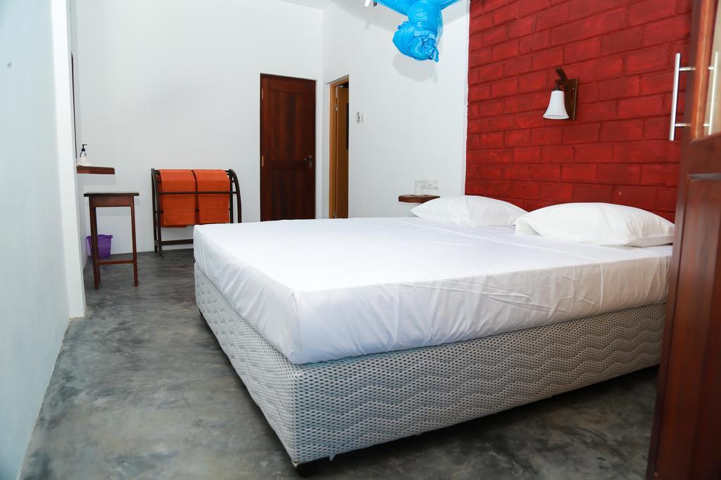 Four Season Guest House تانجالي المظهر الخارجي الصورة